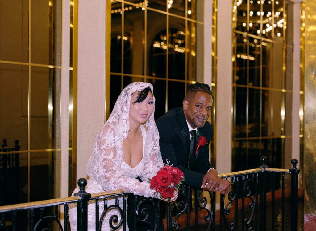 Ashley & Ian’s Chic Las Vegas Elopement At Little White Wedding Chapel
