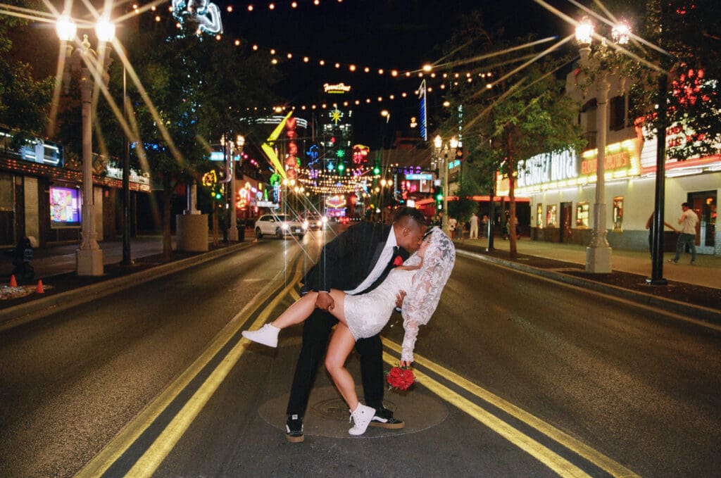 Ashley & Ian’s Chic Las Vegas Elopement At Little White Wedding Chapel