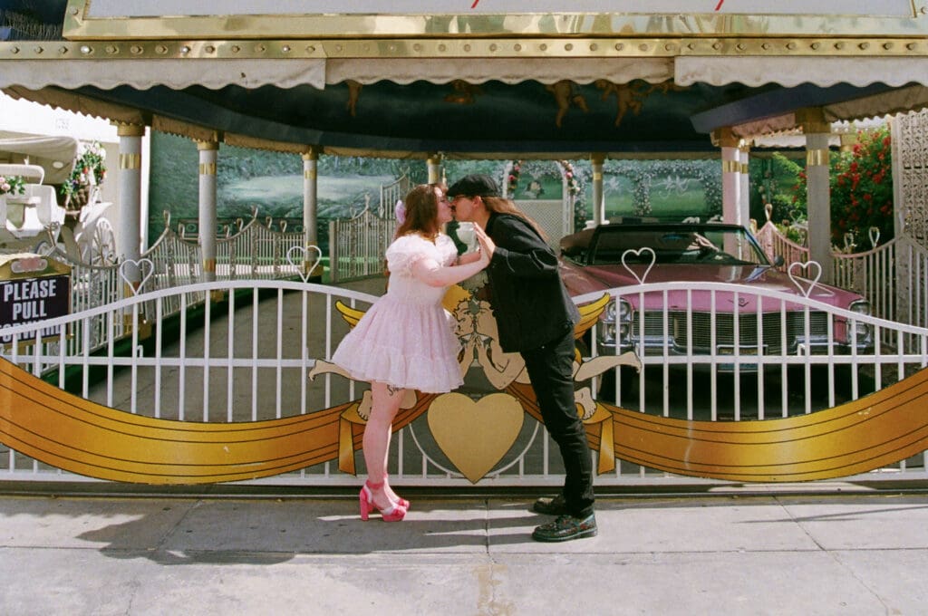 Halle & Edward’s Nostalgic Las Vegas Elopement at the Little White Wedding Chapel