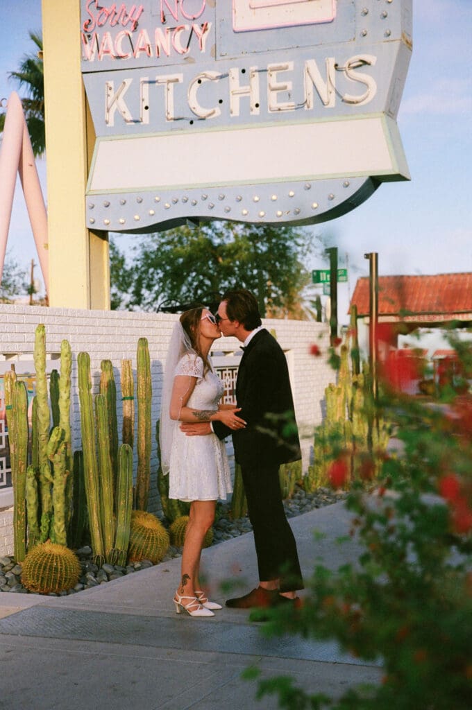 picture of the bride and groom kissing during their bridal session
