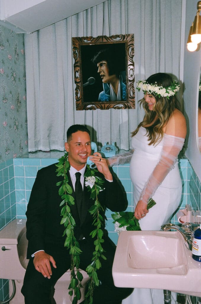 Shaye & Kyler’s Intimate Sure Thing Chapel Elopement in Las Vegas