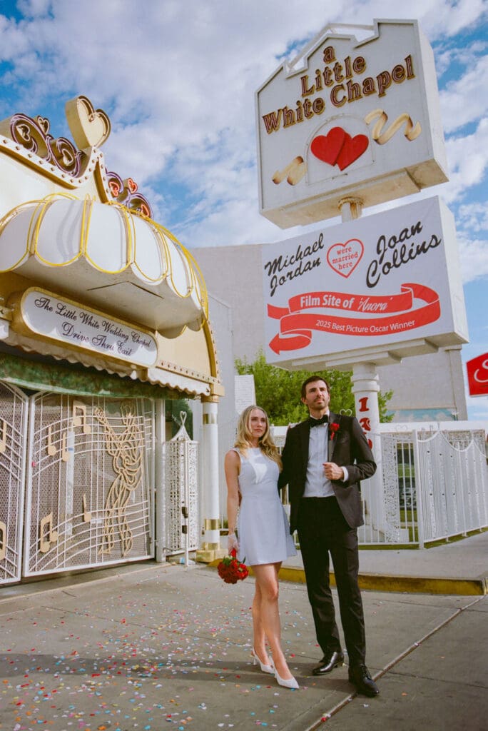 newlyweds at their bridal photos in DTLV