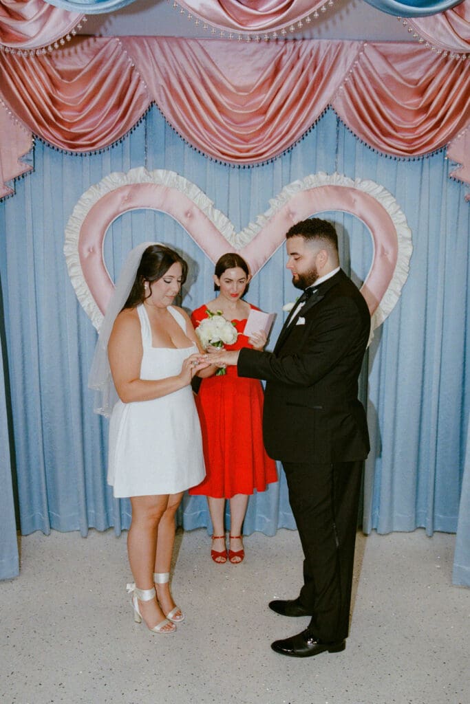 Chapel & Downtown in 90 Minutes: The Ultimate Las Vegas Elopement Timeline