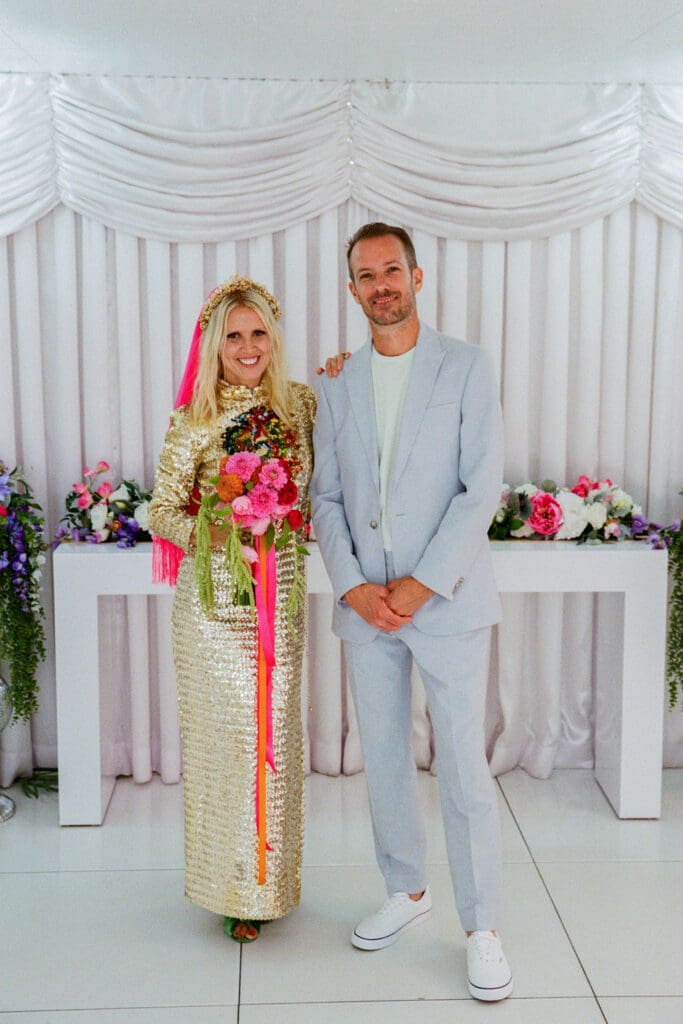 A Las Vegas Family Elopement at Little White Wedding Chapel