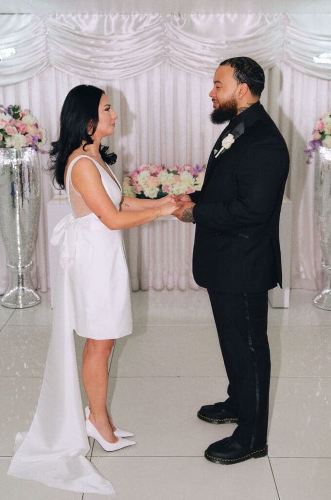 Why Weekday Little White Chapel Weddings Always Photograph Better