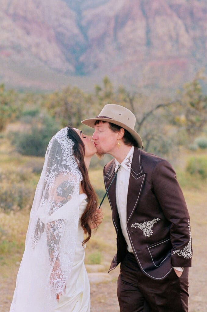 Las Vegas Desert Elopement Photos: The Perfect Addition to Your Chapel Wedding