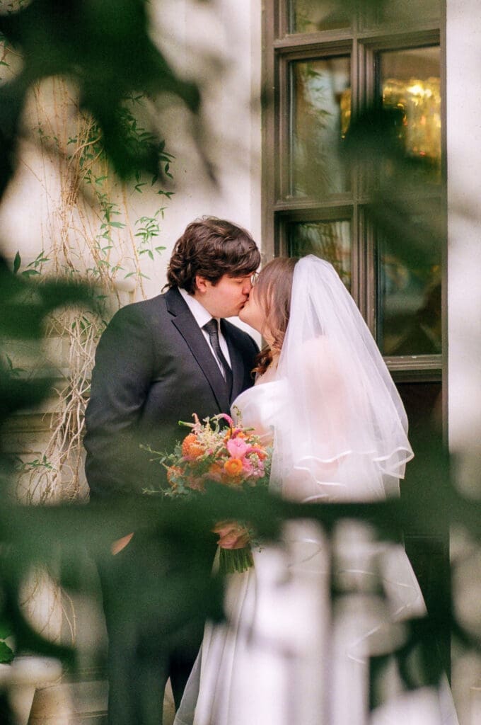 romantic bridal portraits in las vegas