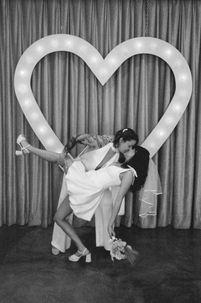 beautiful picture of the newlyweds kissing